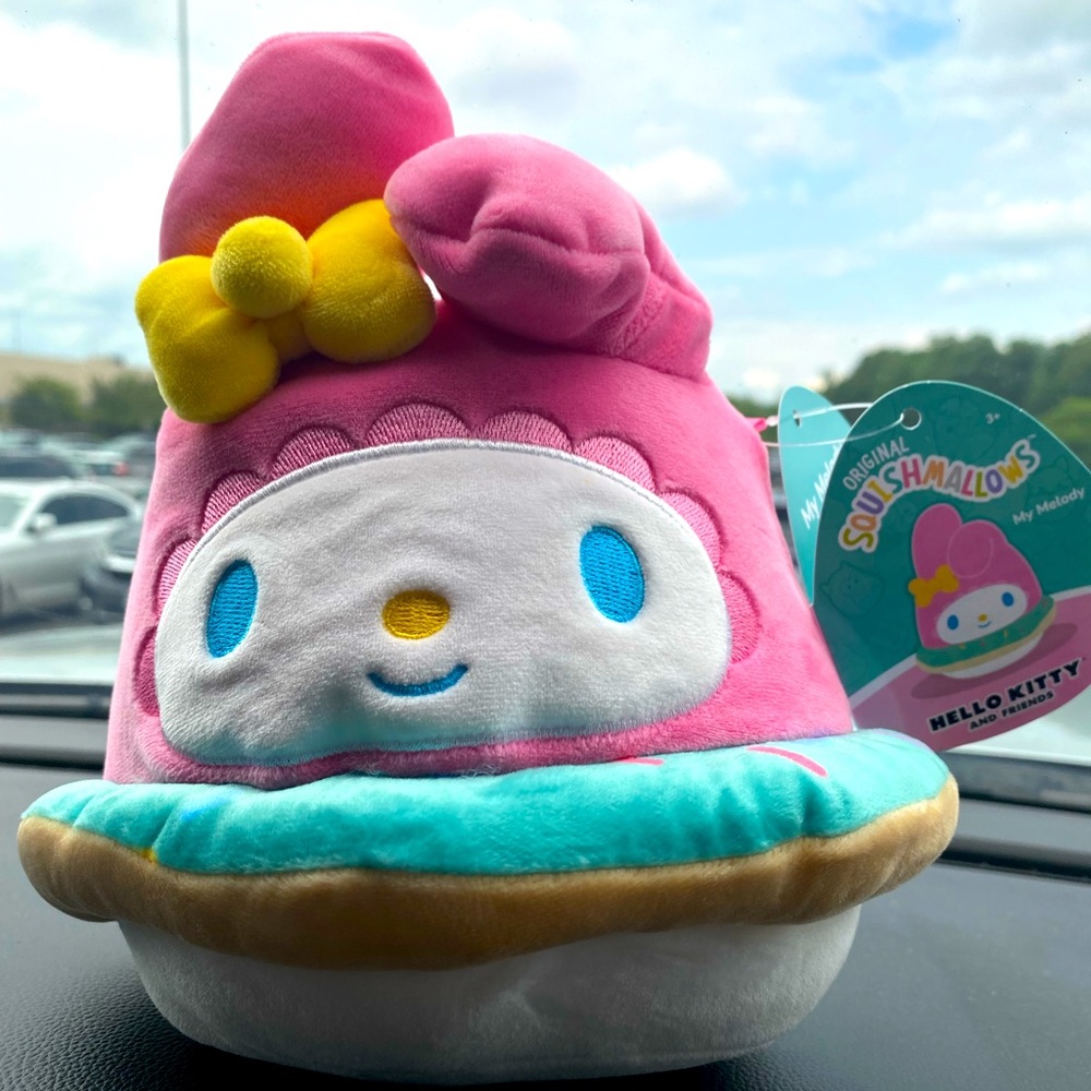 Melody Sanrio Squishmallow summer edition New with tags